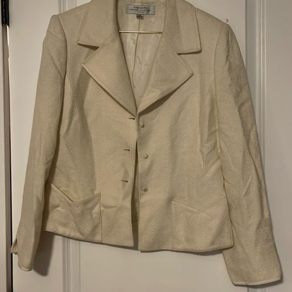 TAHARI Jacket